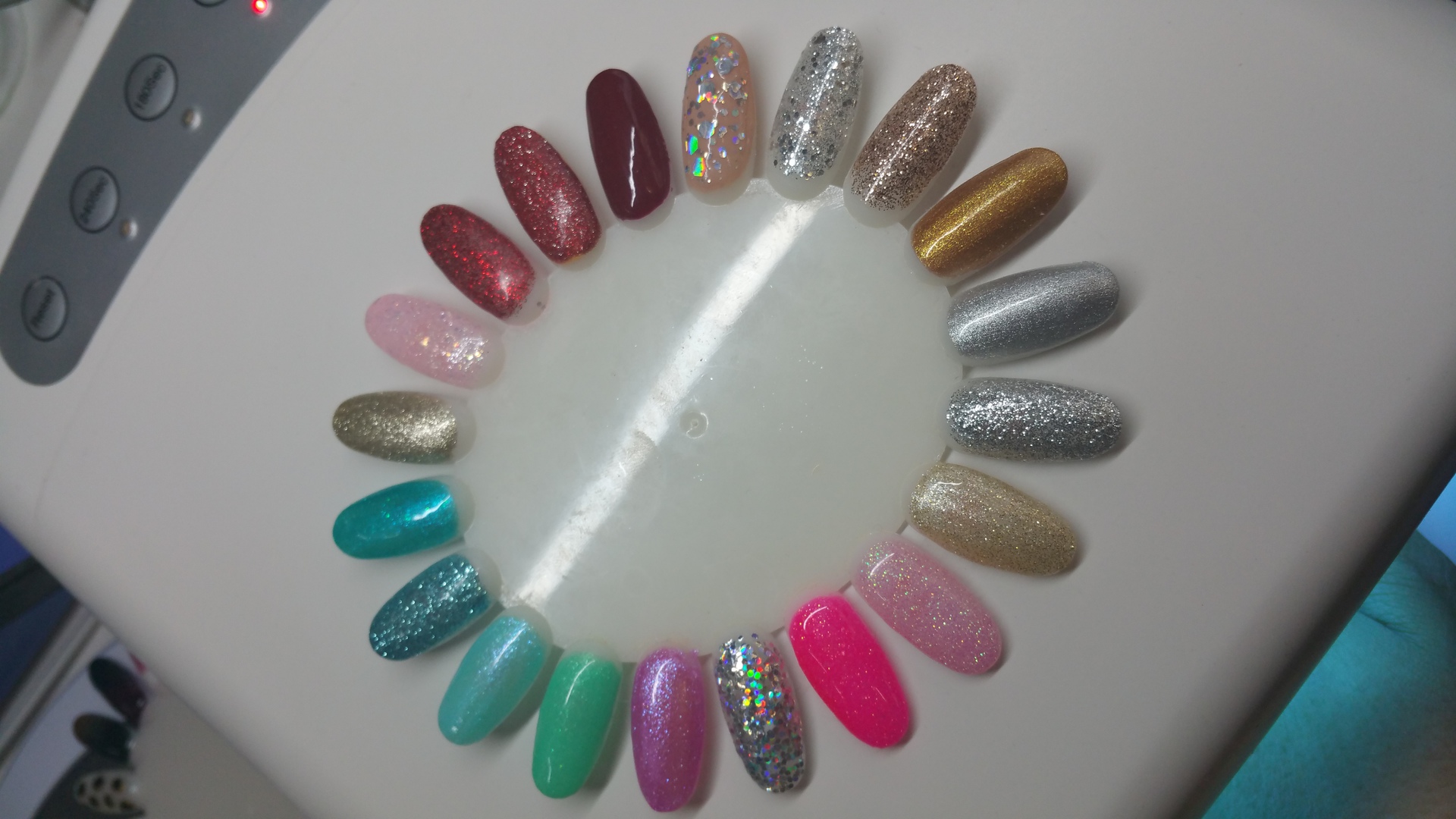 Awesome Nails & Lashes Nagelstudio Cottbus Thuy Nagelstudio - Nagelstudio